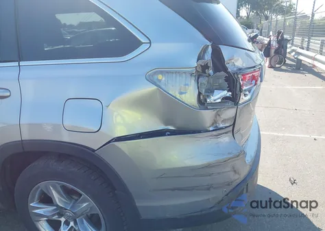 2015 Toyota Highlander Limited Platinum V6 из США, поврежденный, VIN 5TDDKRFH4FS119236